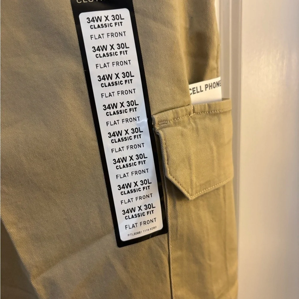Men's Haggar Stretch Tan Cargo Pants Sz 34X30 NWT